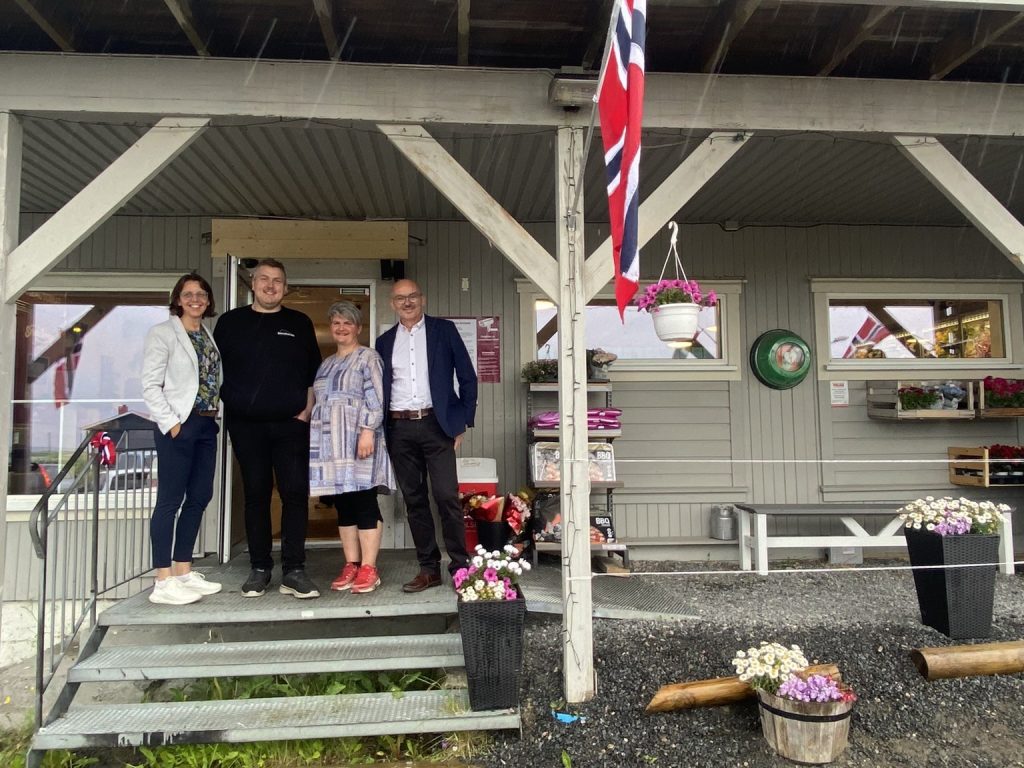 Snarkjøp Gimsøy bruker teknologien RMA-Butikkstyring.