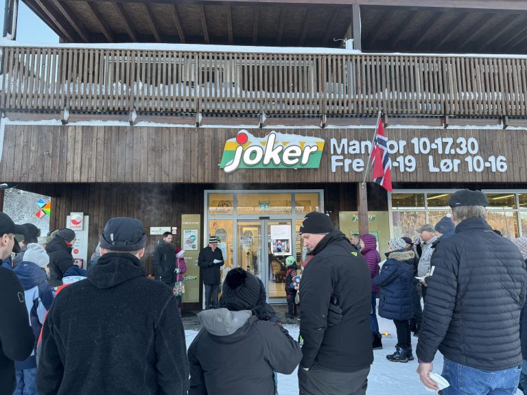 Joker Røyrvik har blitt høyteknologisk med RMA-Butikkstyring.