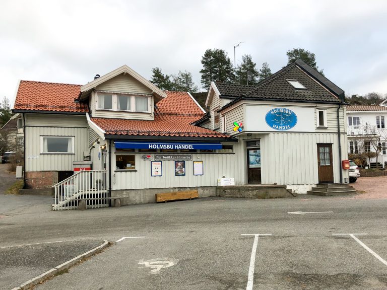 Nærbutikken Holmsbu Handel er høyteknologisk og døgnåpen.