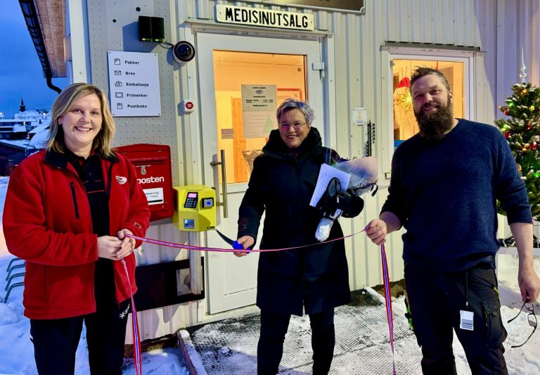 Bilde fra åpning av Nærbutikken Gamvik