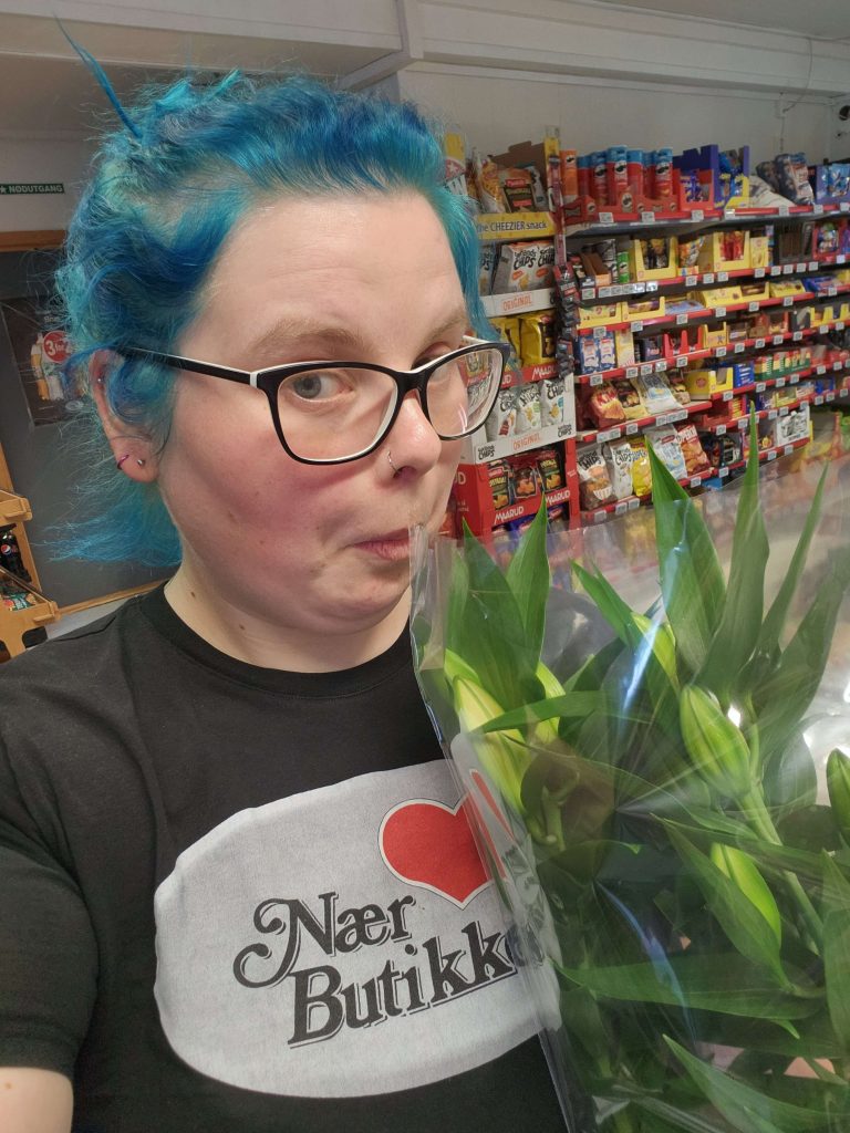 Lisa Myklebust har jobbet i Svanøy Handel i 10 år, og ble daglig leder i 2019.